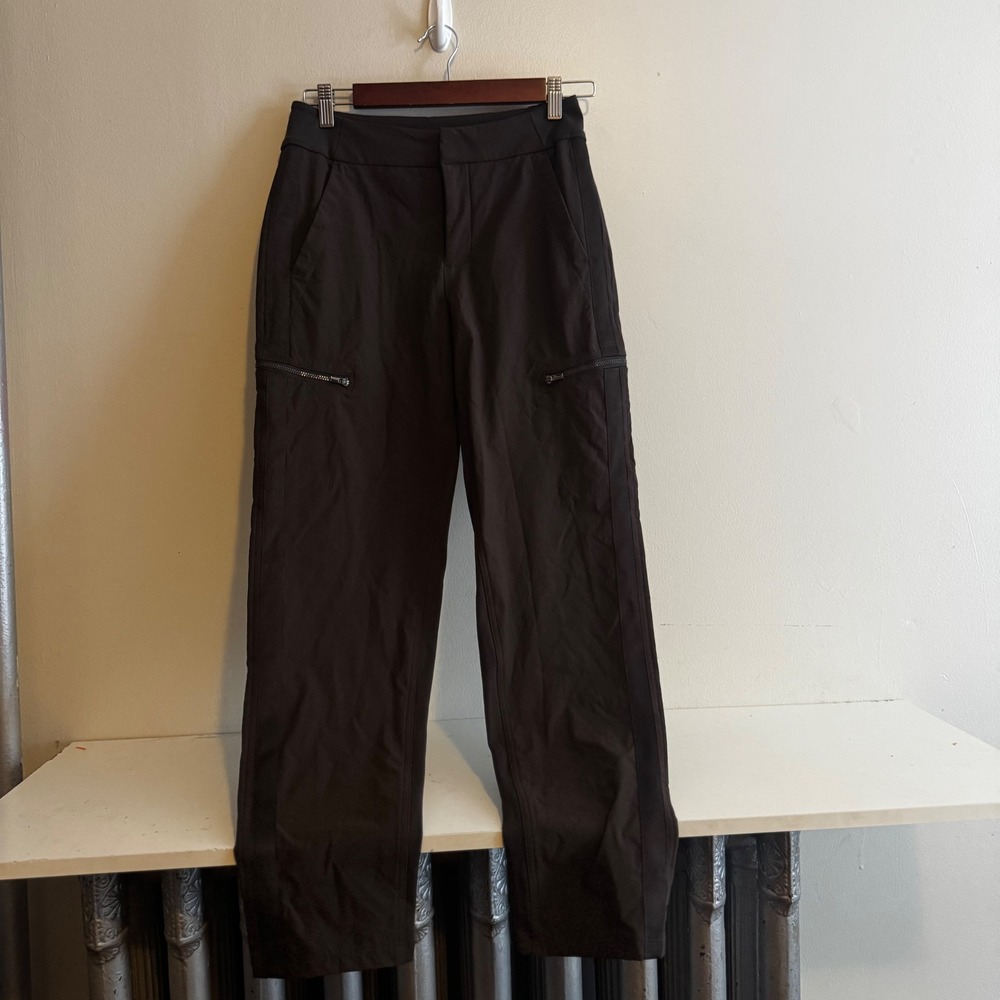 Athleta Women's Chocolate Brown Cargo Pants High Rise Size 4 Hiking Activewear